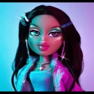 Meet your Posher, Sakina